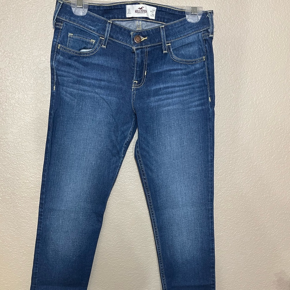 Low rise, skinny Jean